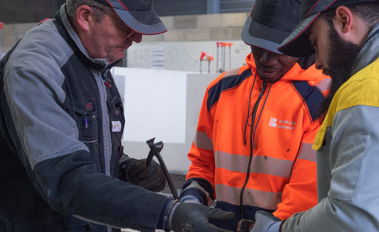 Formation maçon : devenez un professionnel du gros œuvre - Ecole des Batisseurs Point P
