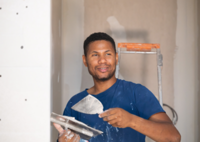 Formation plaquiste : un métier d’avenir dans le bâtiment durable