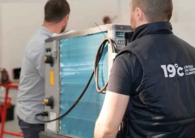 Formation monteur dépanneur en climatisation : maîtrisez le génie thermique